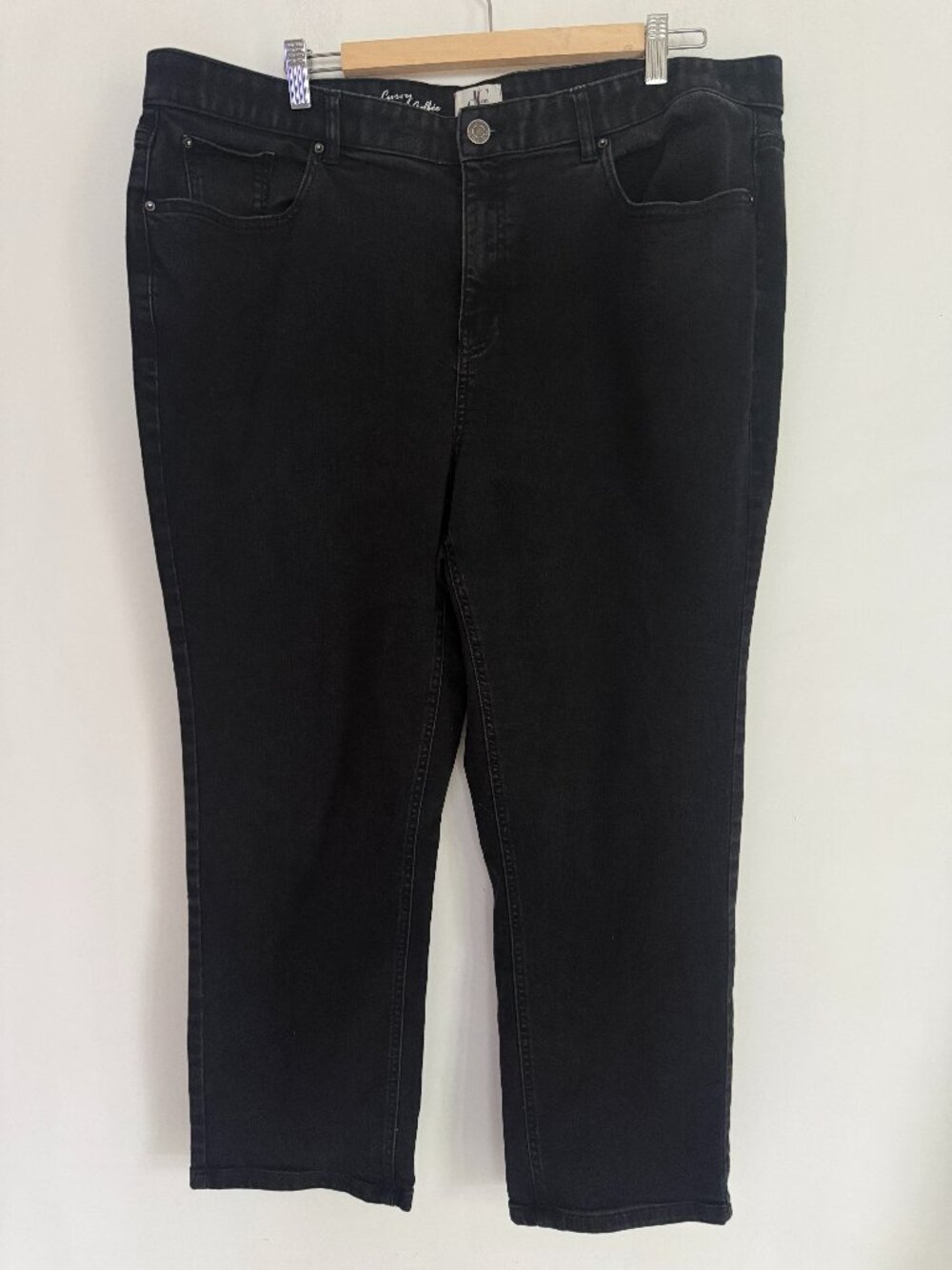 d/C Jeans Women Stretch Curvy high-rise 5 Pocket black jeans Size 22P